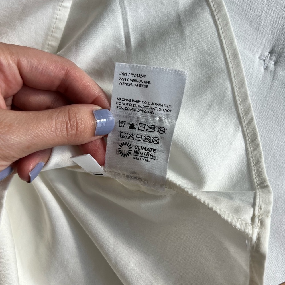 Reformation NWT XS Otis White Blouse V Neck - Picture 10 of 11